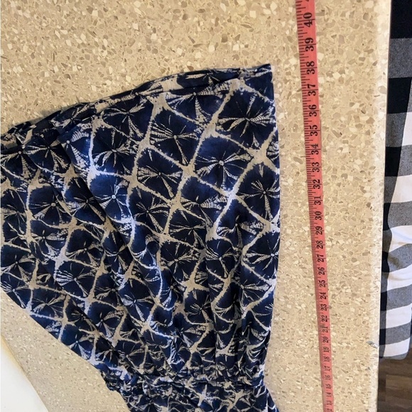 Michael Kor's Blue Abstract Print Fit And Flare Faix Wrap Stretchy Waist Size 8 - Picture 9 of 12